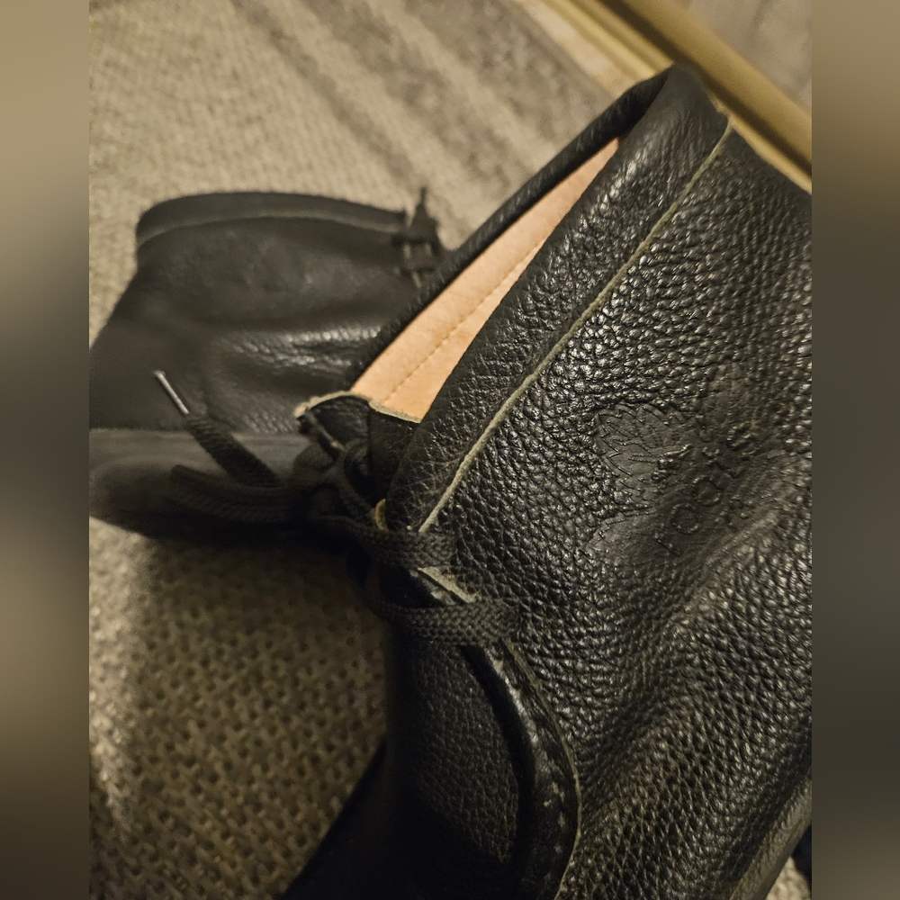 Roots Mens Black Leather Windsor Chukka Moccasin Boots. 9 - Picture 3 of 8
